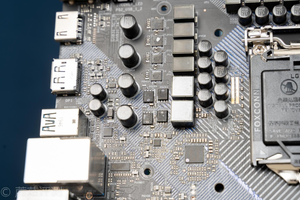 颜值高的z690主板,华擎z490极限玩家4