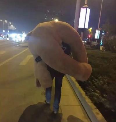 你收到的最奇葩的七夕礼物,七夕节奇葩礼物视频