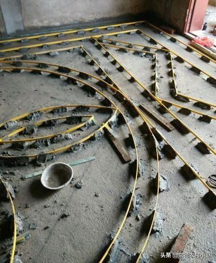 专业水磨石地坪裂缝修补翻新抛光,水磨石地板出现裂缝