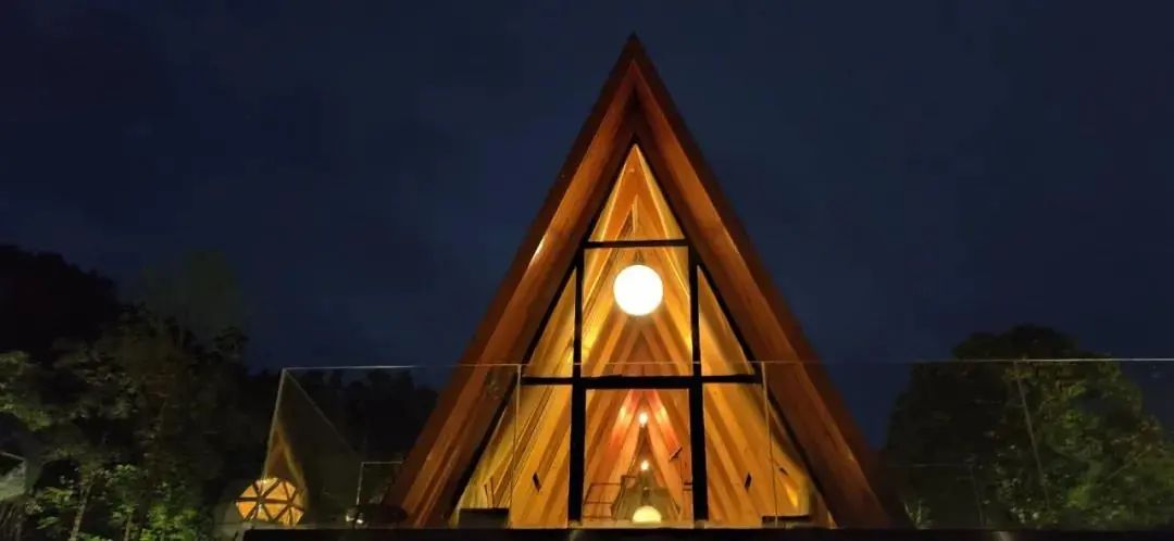 贵州悬崖民宿排行榜前十名,贵州江口梵净山云溪小筑民宿