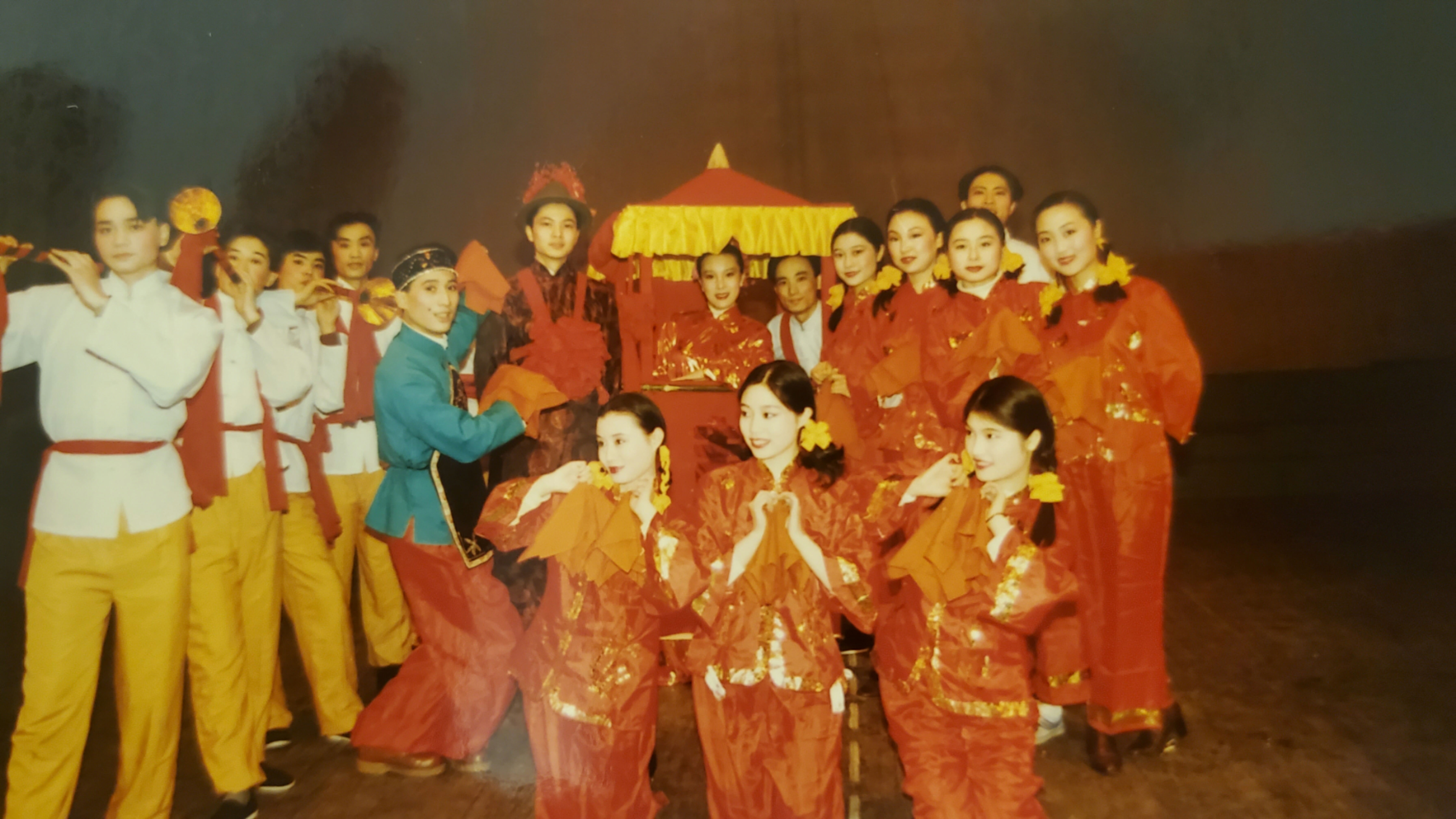 一座有光影又有历史的老厂――四川长征制药厂