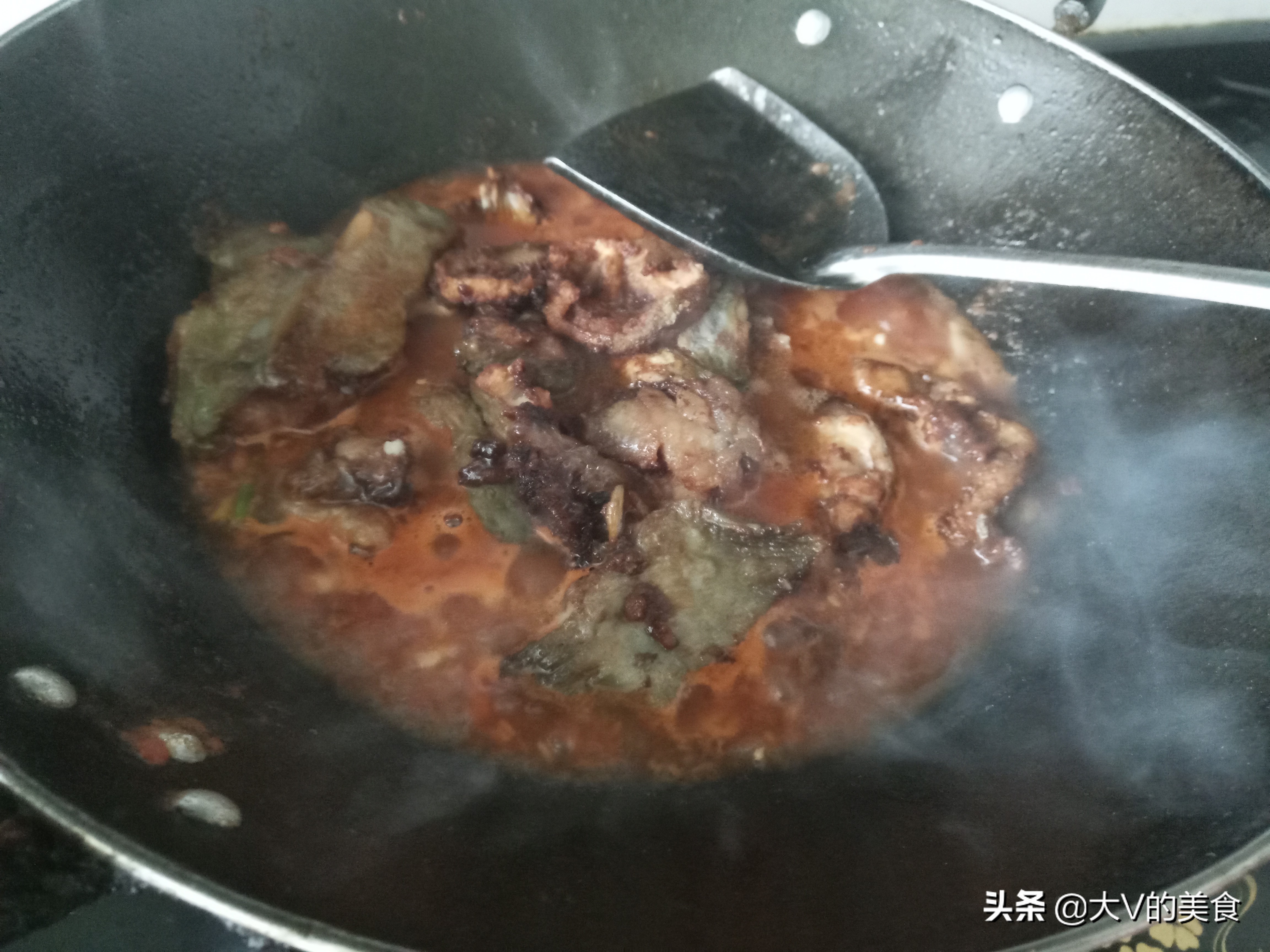 西红柿红烧草鱼鱼块的正确方法,西红柿鱼块怎么煮好吃窍门