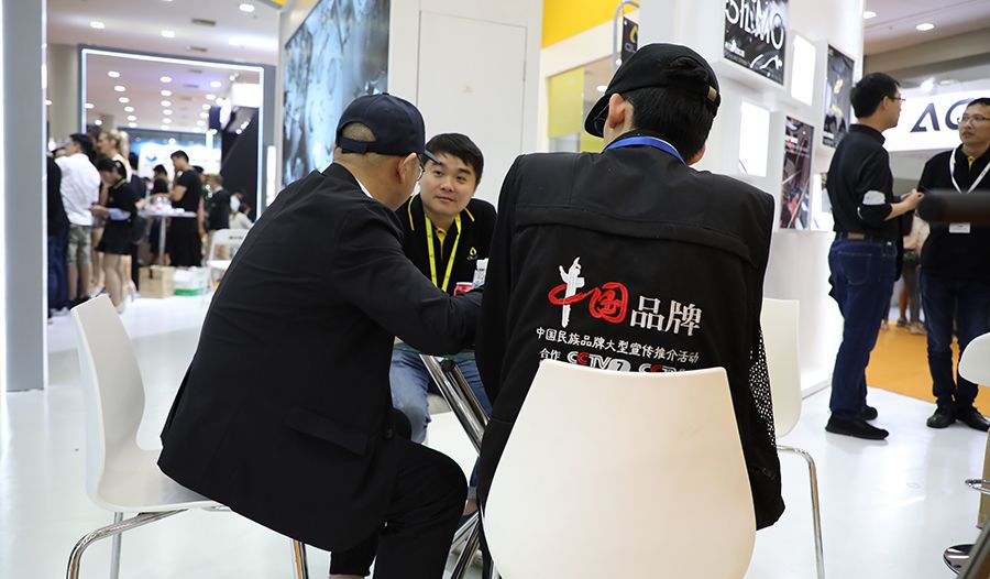 深圳*子烟电**展|卓力能：实力派优雅绽放