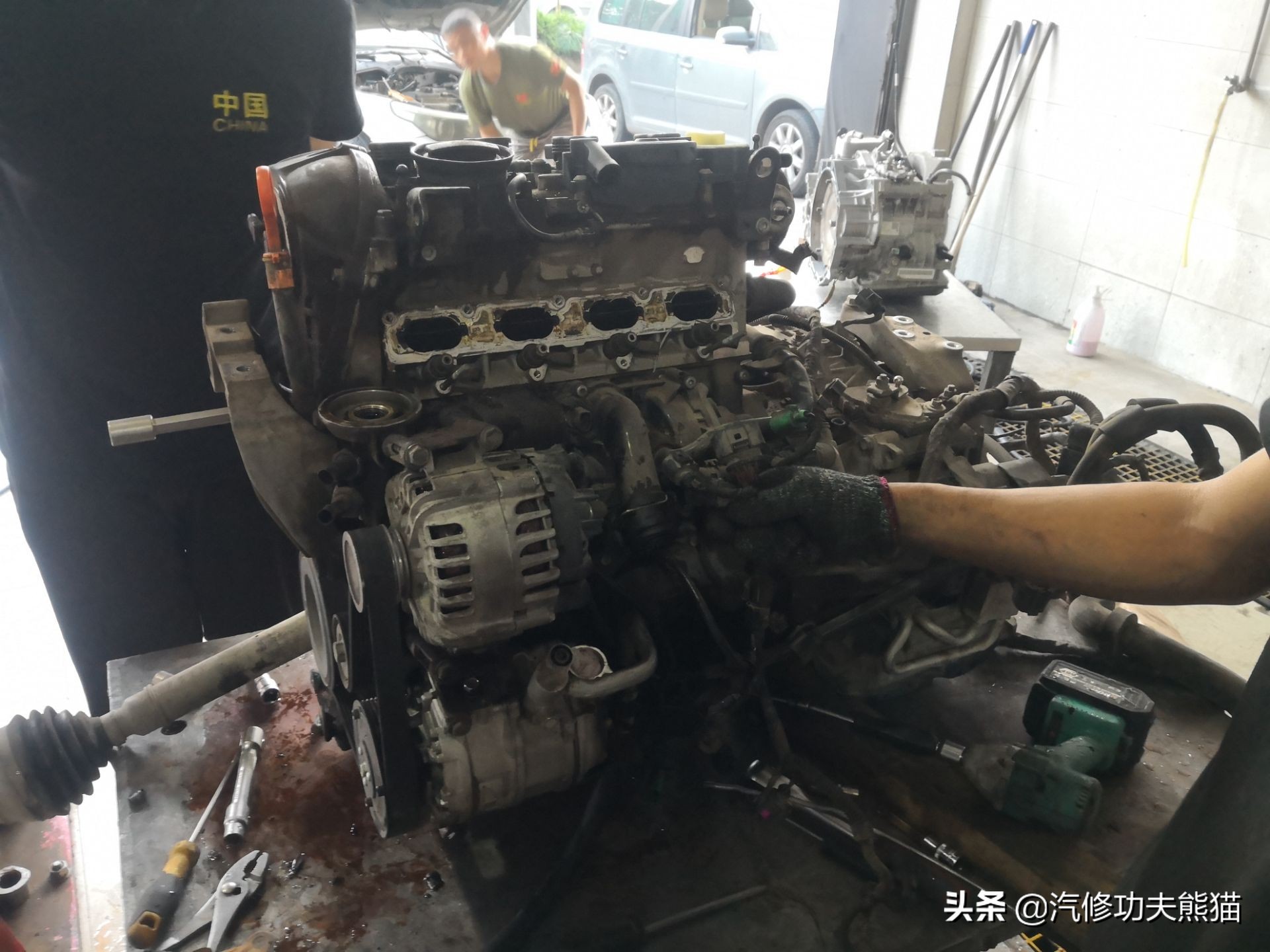 烧机油是问题车吗,烧机油是大众的通病吗