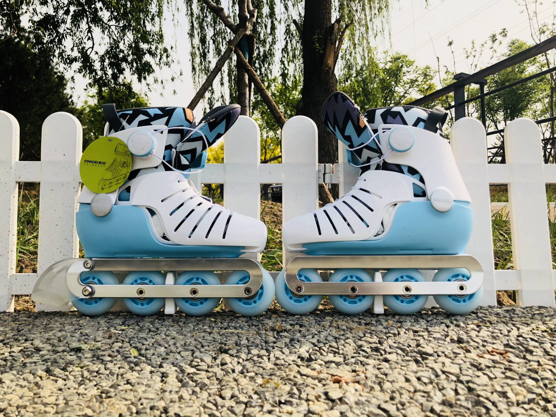 穿上脱不下来的溜冰鞋,穿了就不想脱的轮滑鞋