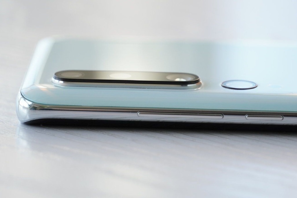 华为和小米维修,买华为好还是其他牌子好