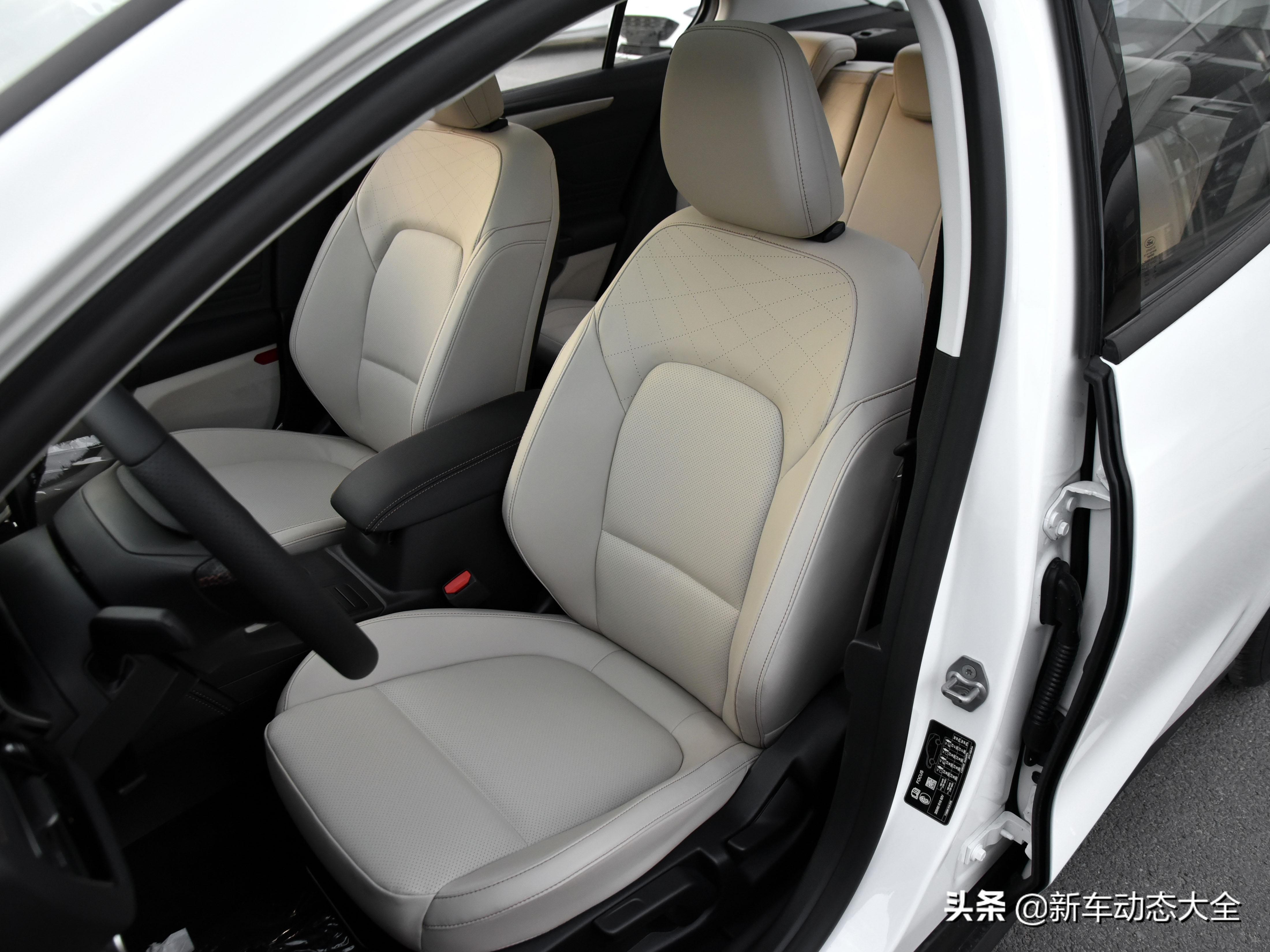 福特三厢福克斯底盘,12款福克斯底盘媲美b级车