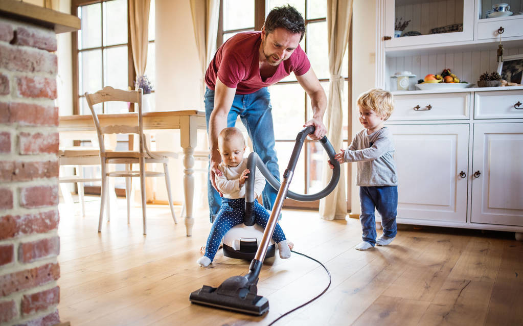 在家就能给宝宝做早教,洗澡教育幼儿