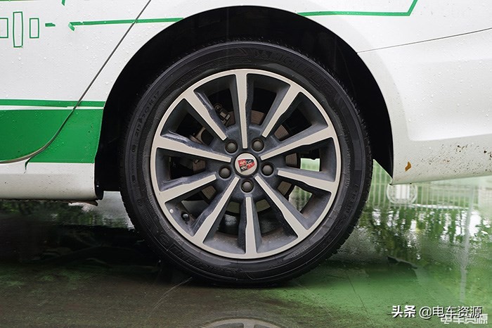 插电式混动车开了5年感受,插电式混动和纯油3年后区别