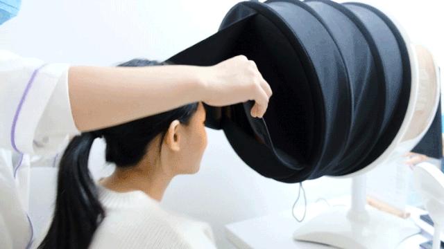 贵妇深层毛孔清洁,皮肤管理护肤中心深层清洁毛孔