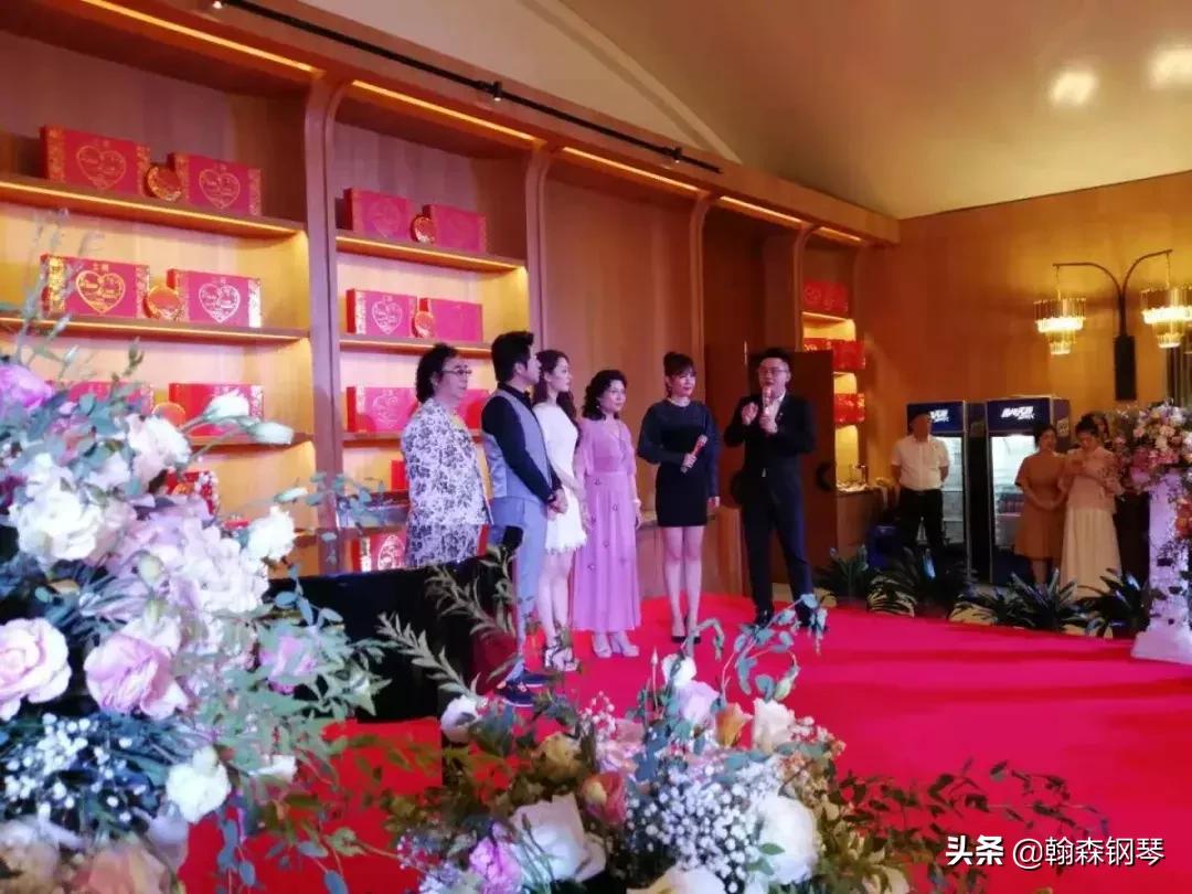 7月12日朗朗婚礼答谢宴在沈阳举行!郎朗还邀请了一位特殊小朋友