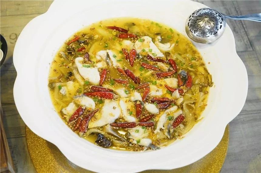 老板疯了五元一桌子菜,老板疯了系列零食