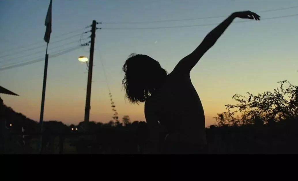 不想生孩子适合去哪个国家,不想生孩子这正常吗