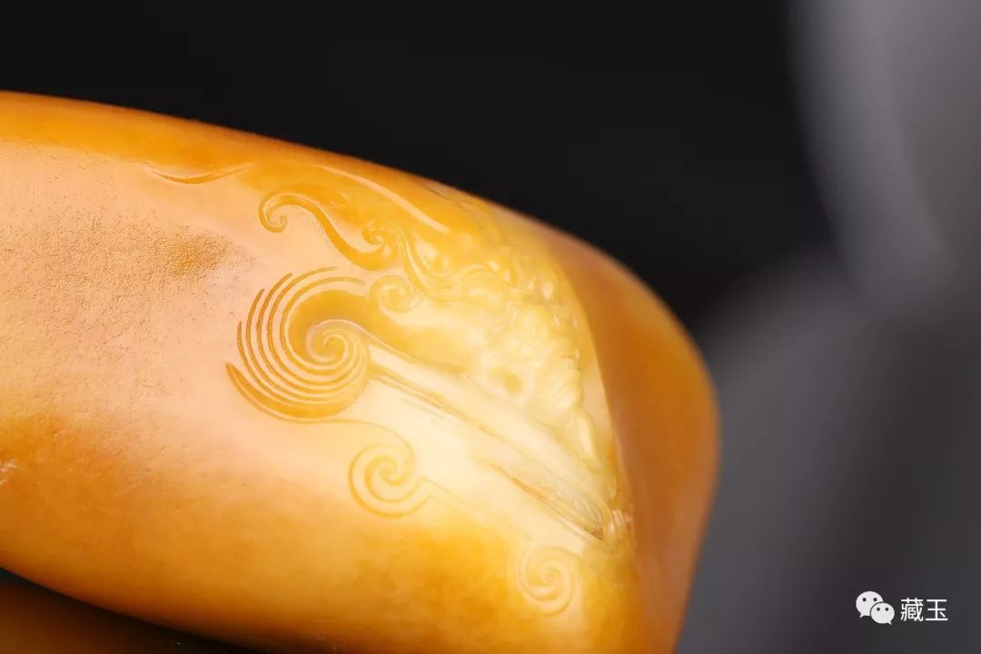 和田玉鸡油黄属于什么档次,和田玉的极品是鸡油黄