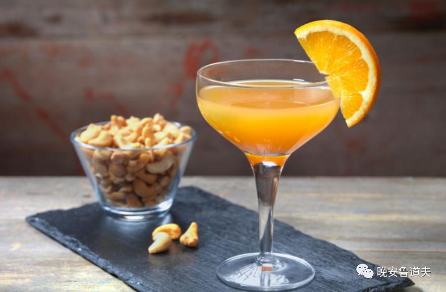 调酒小记03：三百磅的总统爱喝可以看到粉色大象的调酒？