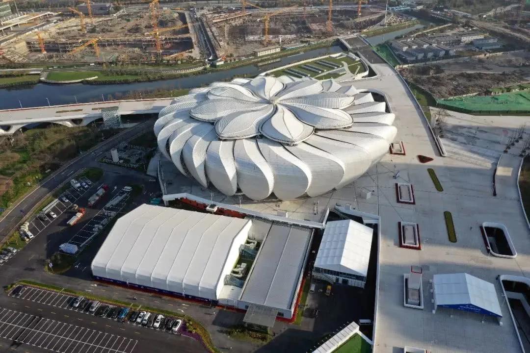 可爱的恒大足球场,恒大迷之审美球场