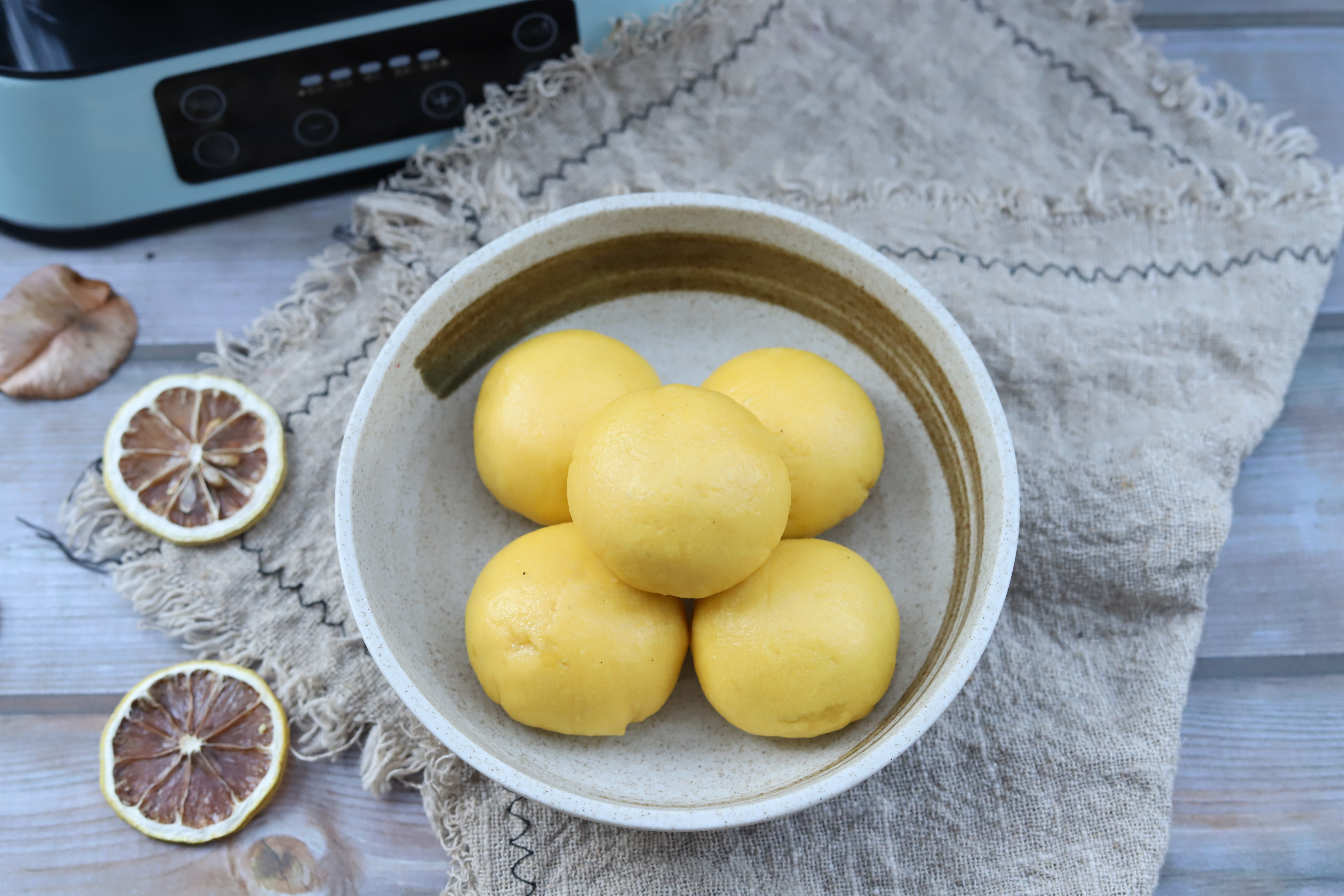 不会包包子可有简单包法,不会捏褶子怎么做包子