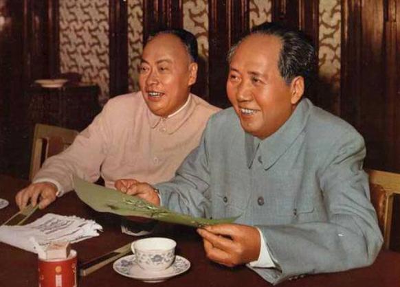 1950年国民*党**一县长落难，求陈毅找工作，陈老总：不会忘记朋友