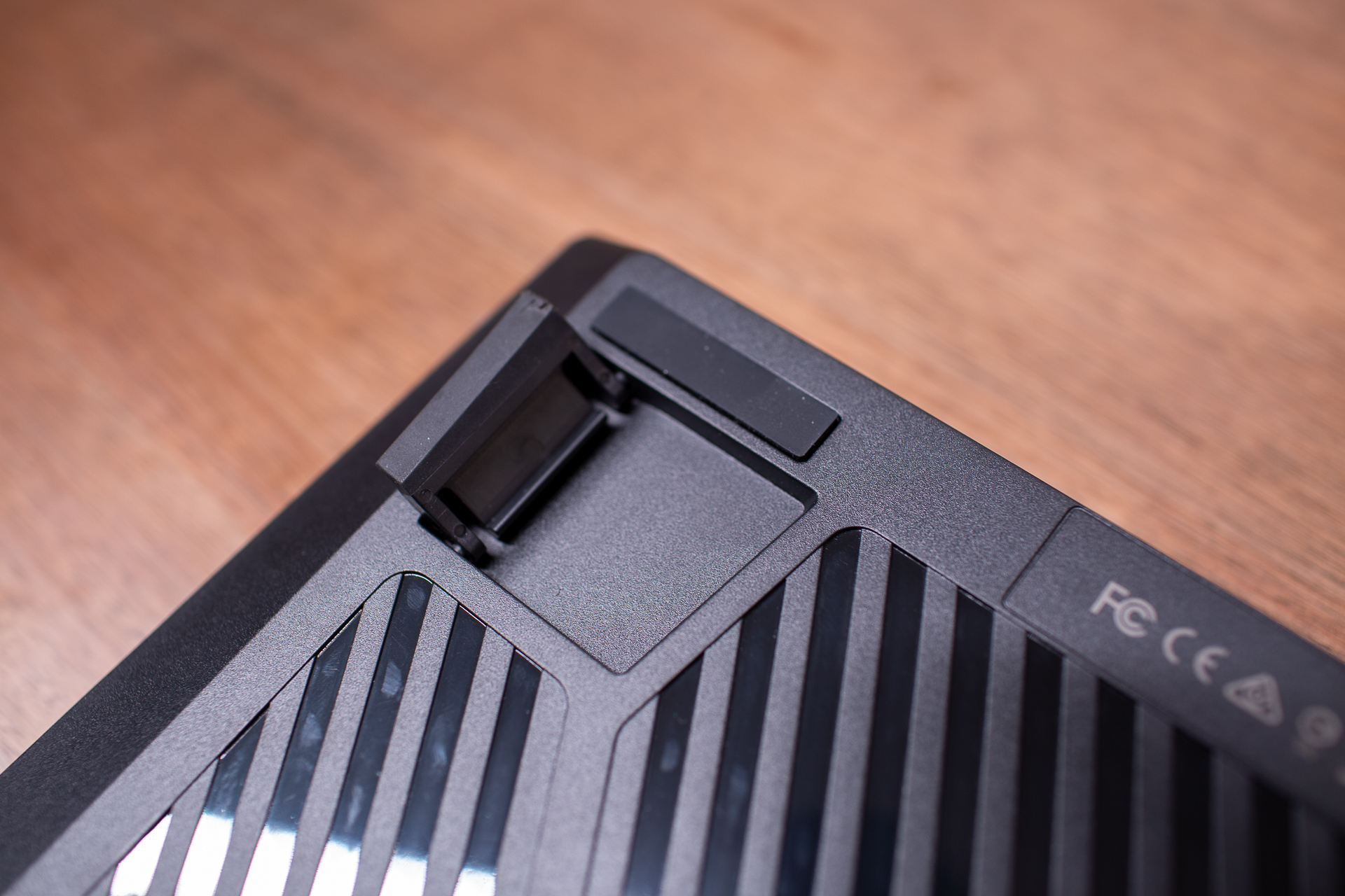 无线机械键盘带幻彩,无线机械键盘没有延迟吗