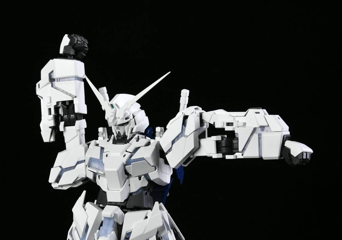 mgex独角兽高达测评,万代限定重炮高达mg开箱