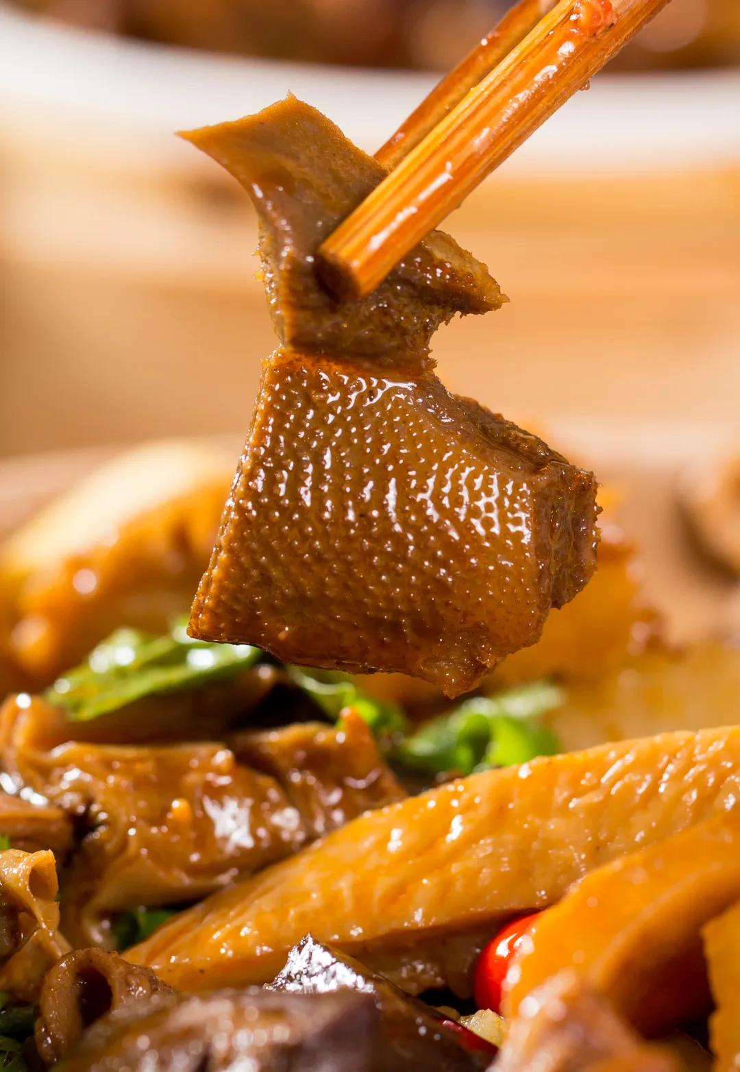 容易偶遇明星的四大美食店 (天津最容易偶遇明星的店)