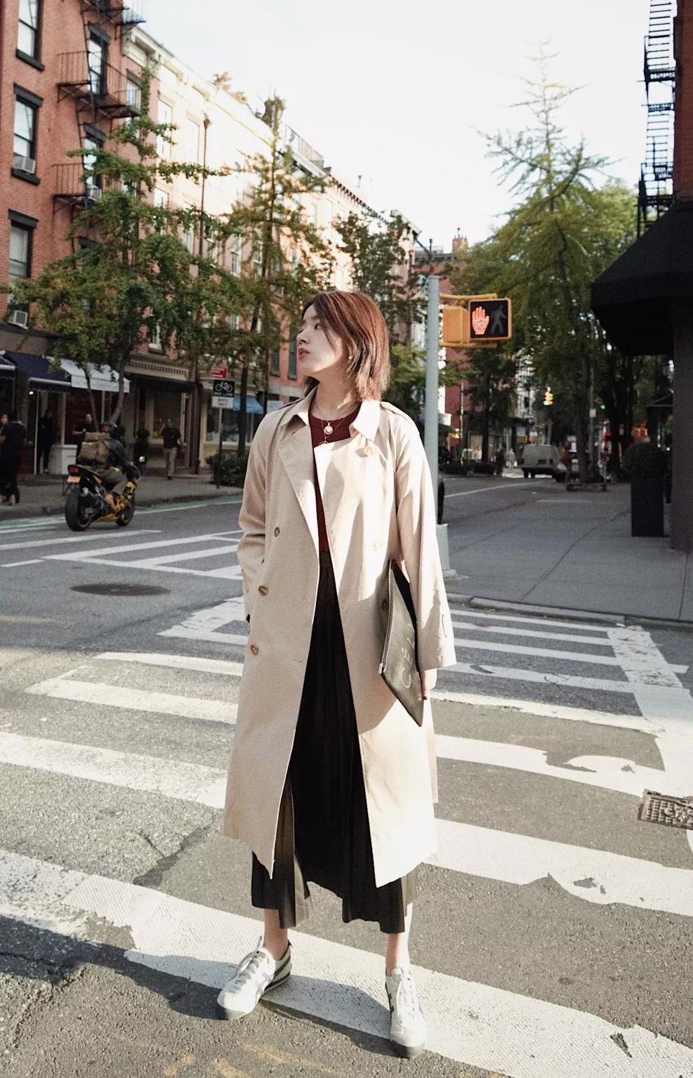 早春风衣穿搭高级感,早春穿搭颜色毛衣外套