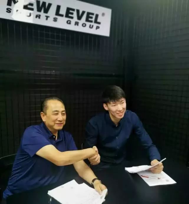 定了！周琦正式官宣，年薪2000万签约*疆新**