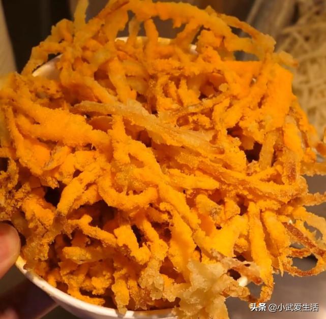 韩国夜市的鱿鱼,韩国夜市超火的油炸鱿鱼丝