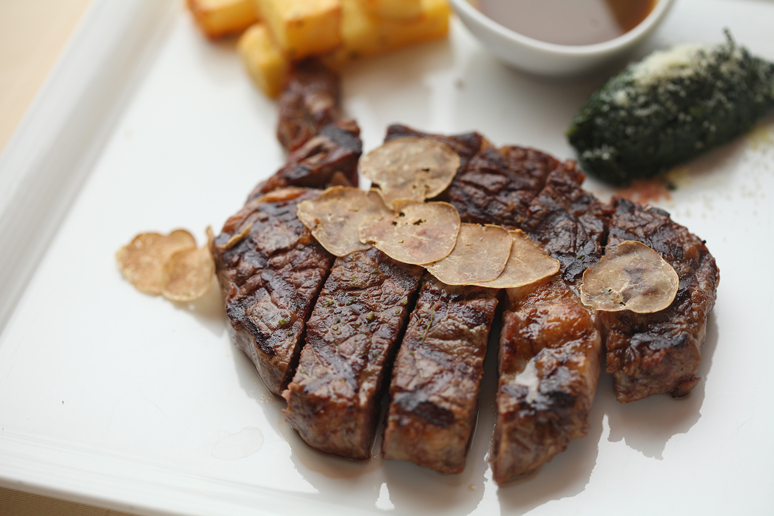 阿布扎比绿洲,阿布扎比土豪出行