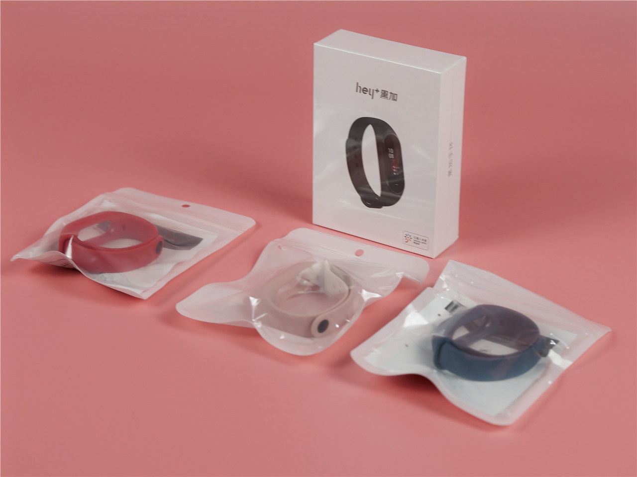 「超逸酷玩」彩色腕带的黑加手环换个心情做自己