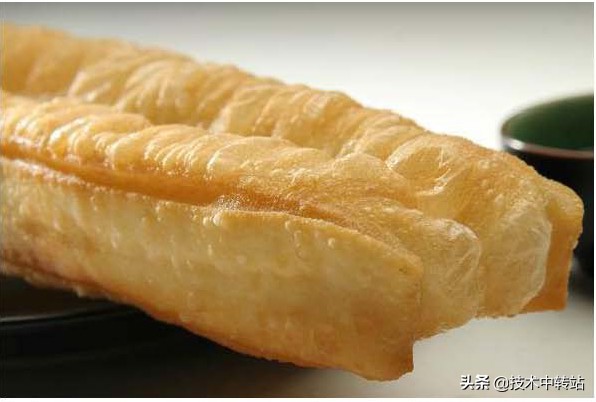 快速做油条的做法和配方的全过程,做早餐油条做法和配方的全过程