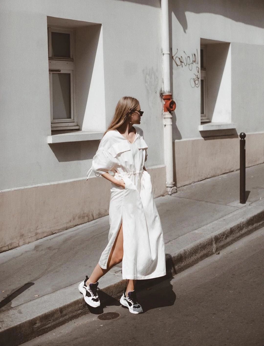 百搭潮酷运动鞋穿搭女款,既能搭运动休闲又能搭裙子的鞋