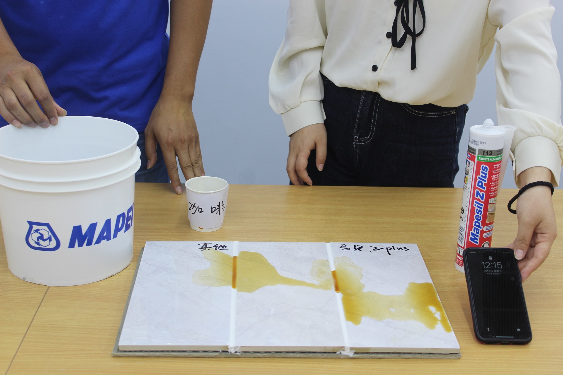 雷帝密封胶和马贝密封胶哪个好,马贝防霉玻璃胶