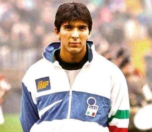 布冯卡西是最强门将吗,门将布冯和卡西点球比赛