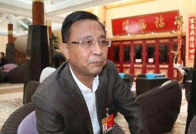 这些历史瞬间值得铭记,这些不堪回首的历史