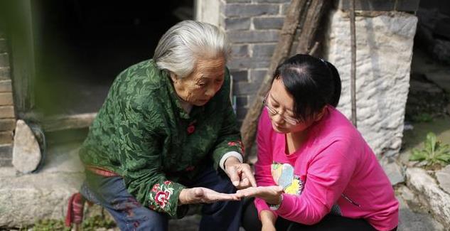 女人断掌守空房的俗语,男人断掌女人断掌民间说法