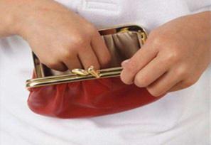 发现小孩偷钱要怎么教育最合适,孩子偷钱家里怎么防范