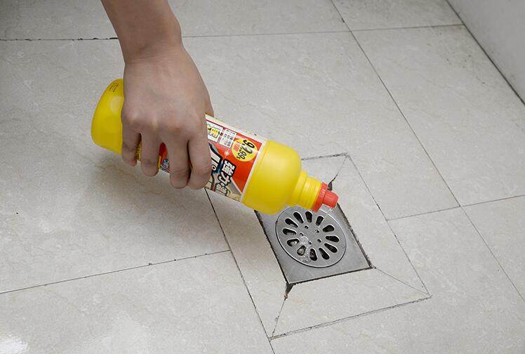 房间内下水道返臭咋办,家里排水管反臭味怎么办