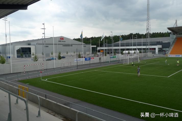 欧洲联赛小型球场有哪些,欧洲五大联赛顶级球场