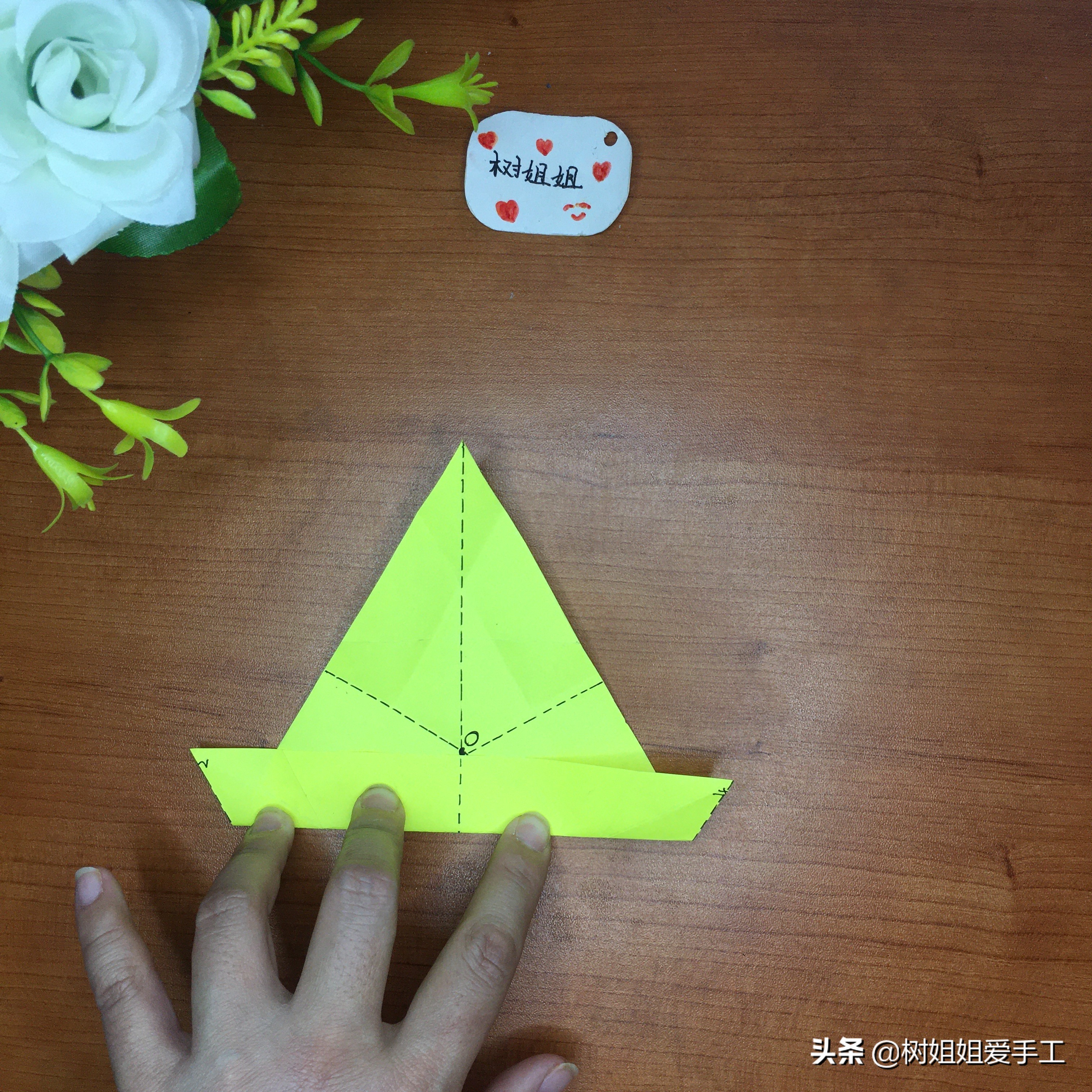 风车飞镖折纸教程,用四张纸折纸玩具飞镖变形