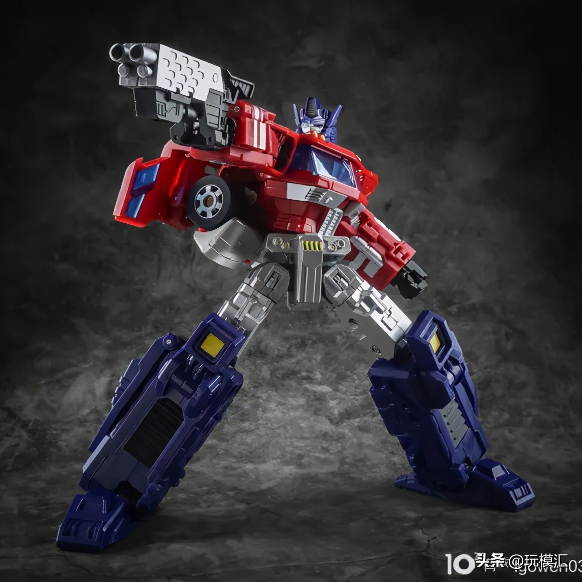 擎天柱电影版ls03玩具,03岁的玩具