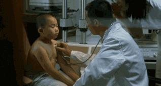 300个男宝就有1个小鸡鸡“开裂”！治不好要像女生蹲着尿