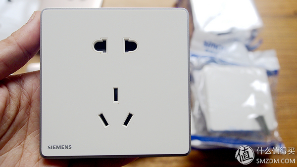 无边框开关插座,无边框开关插座拆解