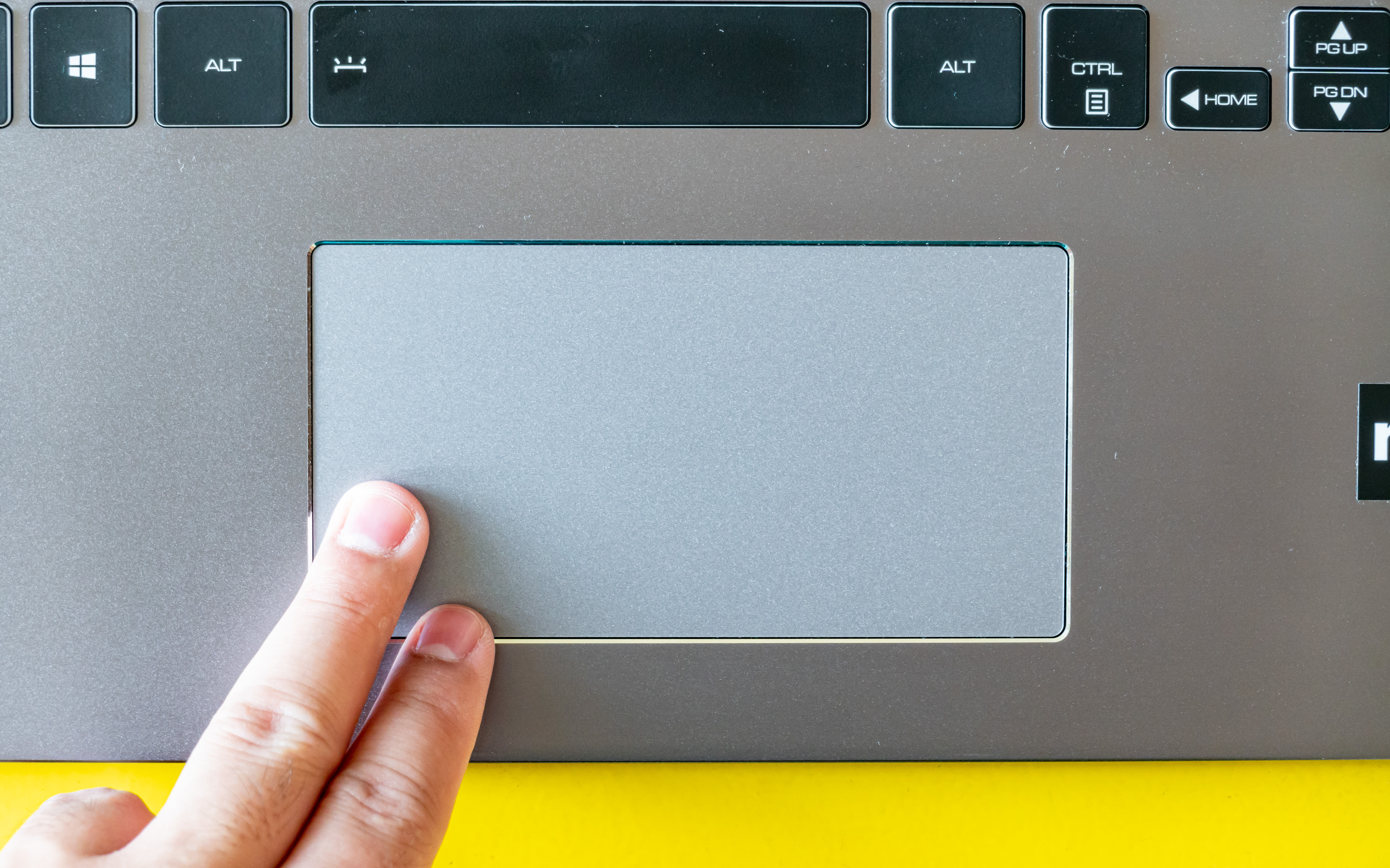 雷神911pro高端笔记本,雷神911pro可以玩的游戏