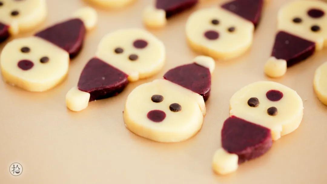 超简单的圣诞曲奇,萌萌的小饼干