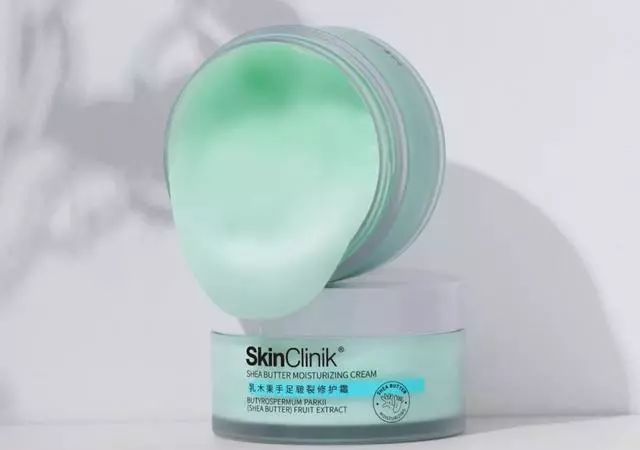 手脚干裂皮肤又厚又痒怎么办,冬天手脚干裂起皮怎么治疗