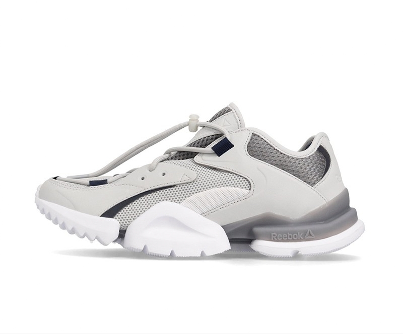 安踏的气垫鞋怎么样,安踏哪款运动鞋和匹克态极相似