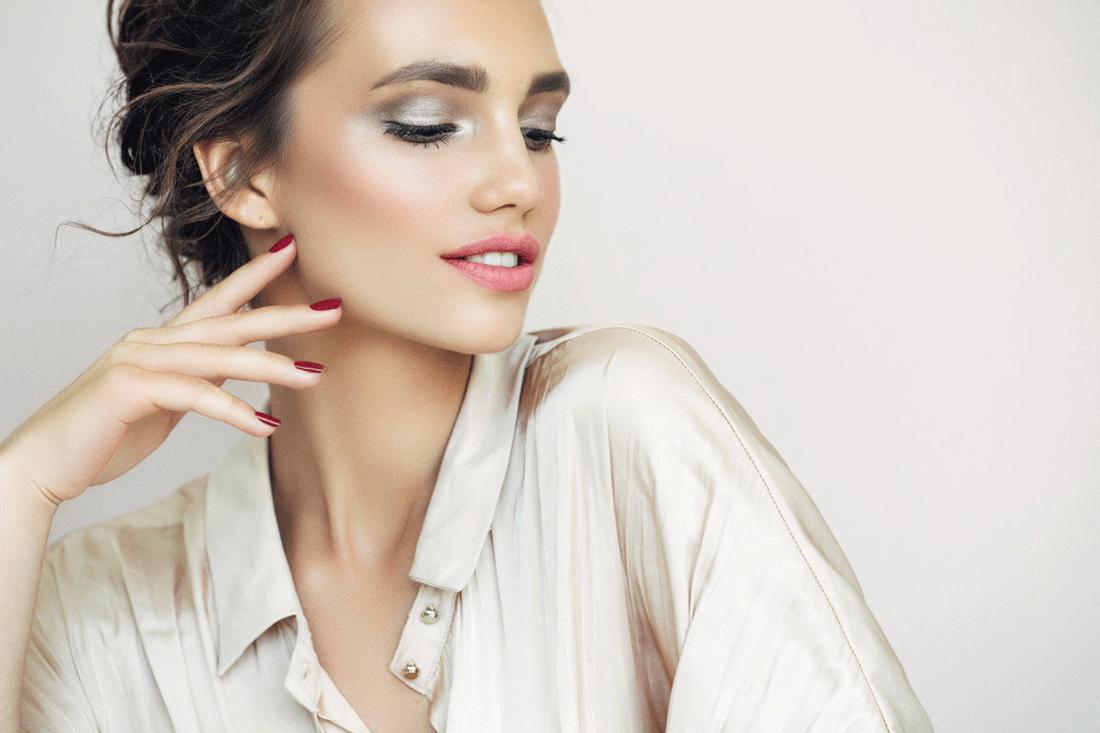 底妆卡粉浮粉不服帖是怎么回事,底妆浮粉怎么急救