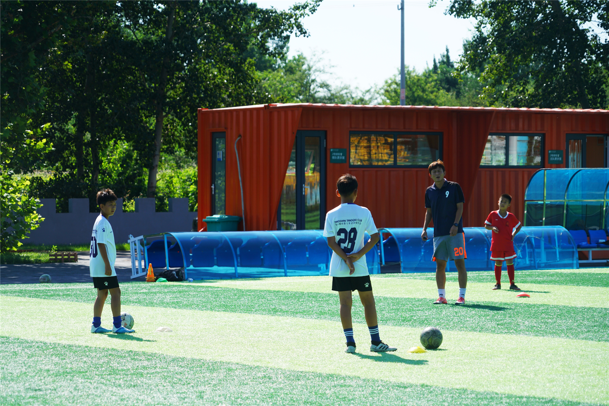 中国首家运动主题乐园,中国皮影戏乐园