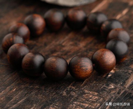 沉香手串遇到汗水会发霉吗,沉香发霉处理后有毒吗